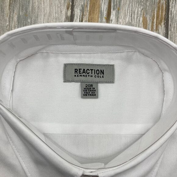 Boys Kenneth Cole Reaction White Long Sleeve Button Front Dress Shirt Size 20 - Picture 2 of 8